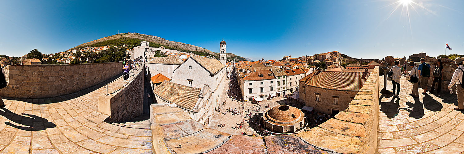 360°-Panorama von der Stadtmauer in Dubrovnik