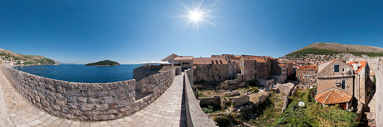 360°-Panorama von der Stadtmauer in Dubrovnik