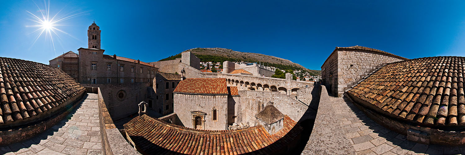 360°-Panorama von der Stadtmauer in Dubrovnik