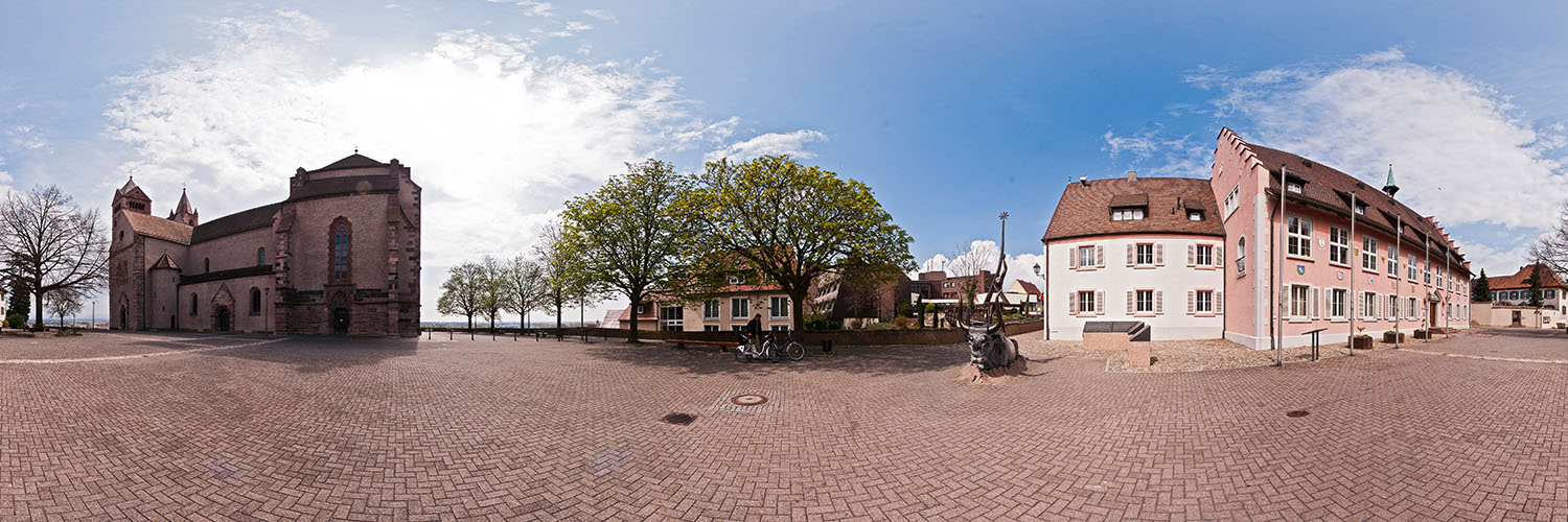 360°-Panorama in Breisach - Münsterplatz